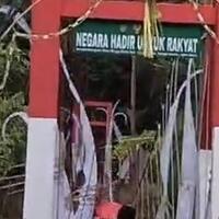 jembatan-gantung-pongpet-pangandaran-ambruk-saat-diresmikan-bupati