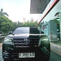 2024-fortuner-28-gr-sport-4x2-pribadi-km16rb-full-orisinil-480jt