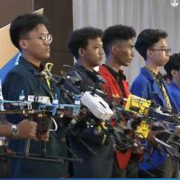 wow-pertama-kali-dalam-sejarah-ratusan-robot-terbang-beraksi-di-ikn