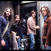 ini-nih-band-band-fiktif-yang-ada-di-film