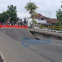 jembatan-gilimanuk-ambruk-pemerintah-siapakan-jembatan-darurat