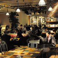 5-kafe-ini-cocok-untuk-anda-pecinta-buku-di-tokyo