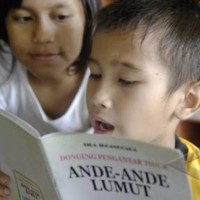 celebrate-world-read-aloud-day-2016-24-februari-2016-ayo-kenalkan-anak-pada-buku