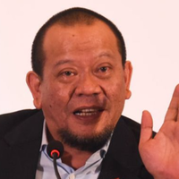 la-nyalla-biarpun-presiden-yang-minta-saya-tidak-akan-mundur