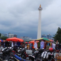 14-kota-di-indonesia-yang-mengoleksi-area-parkir-liar--semrawut