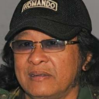 penyanyi-deddy-dores-meninggal-dunia