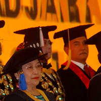 pro-kontra-gelar-doktor-honoris-causa