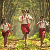 fenomena-serunya-hari-pertama-masuk-sekolah