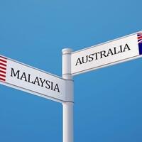 aksi-geger-warga-australia-pakai--kancut--bendera-malaysia-di-sirkuit-sepang