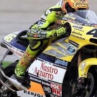 meskipun-menjadi-legenda-ternyata-rossi-bukanlah-pembalap-terhebat-motogp