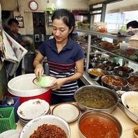 5-kehebatan-ibu-bapak-penjual-warteg-di-indonesia
