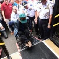 transjakarta-cares-dan-halte-ramah-untuk-kaum-difabel