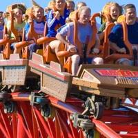 tipe---tipe-orang-kalau-lagi-naik-roller-coaster