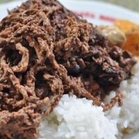 yu-djum-sang-streetfood-warrior-dari-jogja
