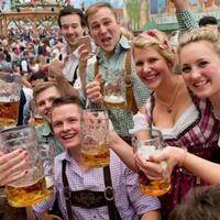 meski-sudah-modern-quotpesta-rakyat-tradisionalquot-ini-tetap-jadi-acara-paling-dinanti