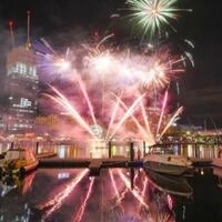 menikmati-pesta-kembang-api-di-darling-harbour