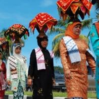 inilah-daerah-daerah-di-indonesia-yang-memiliki-tradisi-wanita-meminang-pria