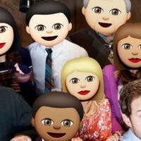 alasan-kenapa-cewek-nutupin-mukanya-di-foto-pake-emoji