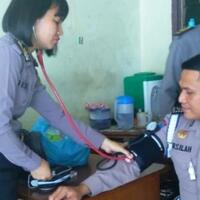 pingin-jadi-dokter-atau-polisi-keduanya-bisa-kok