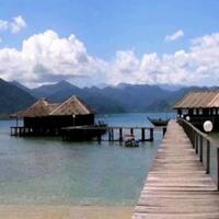 6-destinasi-wisata-laut-dengan-hotel-terapung-paling-indah-di-indonesia