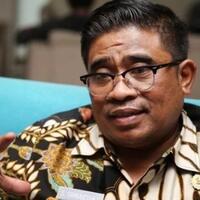 senyum-semringah-sumarsono-jelang-sertijab-plt-gubernur-dki