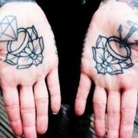 beginilah-10-bentuk-telapak-tangan-manusia-dari-berbagai-negara-di-dunia