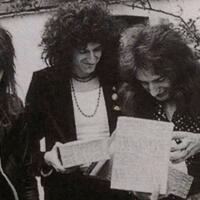 nostalgia-lagu-lagu-band-rock-terbaik-di-dunia-quotqueenquot