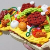 makanan-dari-lego-saking-miripnya-bikin-laper