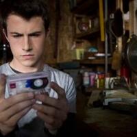 13-reasons-why-serial-di-antara-pujian-dan-kritik