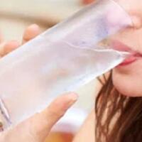 4-alasan-anda-harus-setop-minum-air-dingin