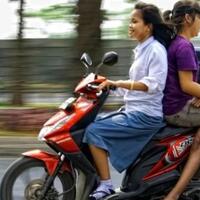 intip-rangkuman-kebiasaan-buruk-pengendara-motor-di-indonesia-yang-paling-bikin-risih