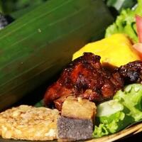 menikmati-10-kuliner-malam-di-bandung-cocok-untuk-teman-berbuka-dan-sahur