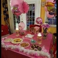 pesta-serba-pink-untuk-ulang-tahun-luna-si-kucing-imut
