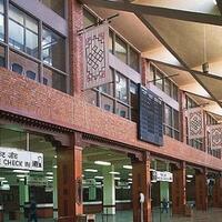 terminal-kedatangan-hanya-tenda-inilah-7-bandara-terburuk-di-dunia