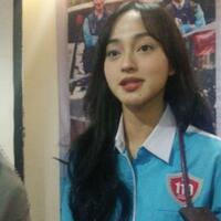 dokter-muda-cantik-ini-siap-layani-warga-bandung