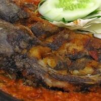 8-tempat-makan-pecel-lele-di-jakarta-yang-murah-meriah