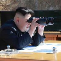 tunggu-restu-kim-jong-un-4-rudal-korut-segera-ditembakkan-ke-guam