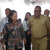 bupati-jayawijaya-di-masa-jokowi-harga-bbm-dari-rp-30000-jadi-rp-6500