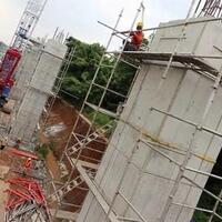 lrt-jadi-solusi-untuk-kalian-yang-berangkat-gelap-pulang-gelap