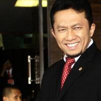 posting-foto-hoax-rohingya-tifatul-dikirim-teman-komisi-iii