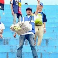 4-pedagang-asongan-yang-berubah-jadi-milyarder-berkat-kerja-kerasnya