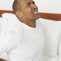 ternyata-ini-5-penyebab-badan-pegal-tiap-bangun-tidur-di-pagi-hari