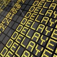 6-hal-yang-dilakuin-orang-waktu-nunggu-pesawat-delay