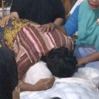 gara-gara-pintu-ditutup-keras-2-ibu-bertetangga-duel-dan-1-orang-tewas