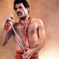 penampilan-terbaru-rami-malek-sebagai-freddy-mercury