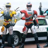 nostalgia-yang-dinantikan-anak-anak-saat-menonton-serial-superhero-kesayangan