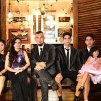 5-keluarga-fenomenal-di-indonesia-kardashian-bersaudara-lewat