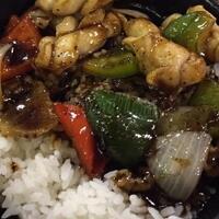 kuliner-kelapa-gading-menu-yang-bisa-kamu-coba-di-otw-food-street