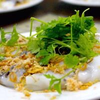 makanan-populer-di-vietnam-ini-terbuat-dari-bahan-1000-cacing-berani-makan