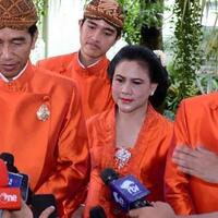 wow-ini-yang-bikin-netizen-gagal-fokus-di-kimpoian-kahiyang